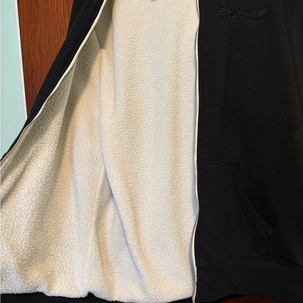 Brackish Black Hoodie size XL - Picture 5 of 8
